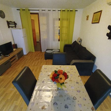 Apartments Villa Marta - Begovic Kotor Eksteriør billede