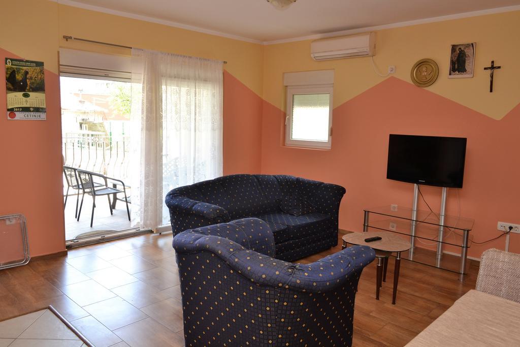 Apartments Villa Marta - Begovic Kotor Eksteriør billede