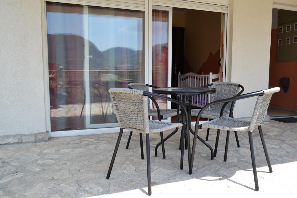 Apartments Villa Marta - Begovic Kotor Eksteriør billede