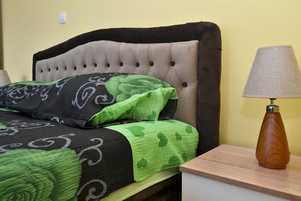Apartments Villa Marta - Begovic Kotor Eksteriør billede