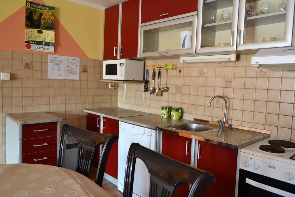 Apartments Villa Marta - Begovic Kotor Eksteriør billede