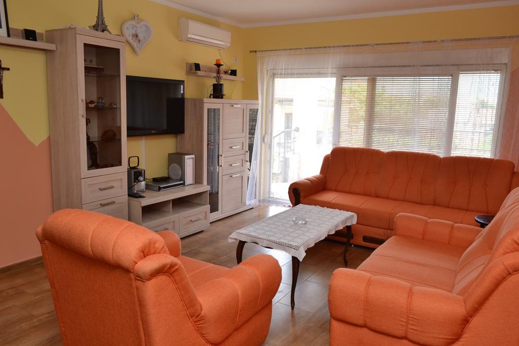 Apartments Villa Marta - Begovic Kotor Eksteriør billede