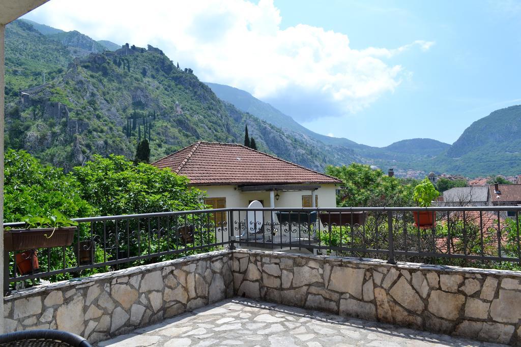 Apartments Villa Marta - Begovic Kotor Eksteriør billede