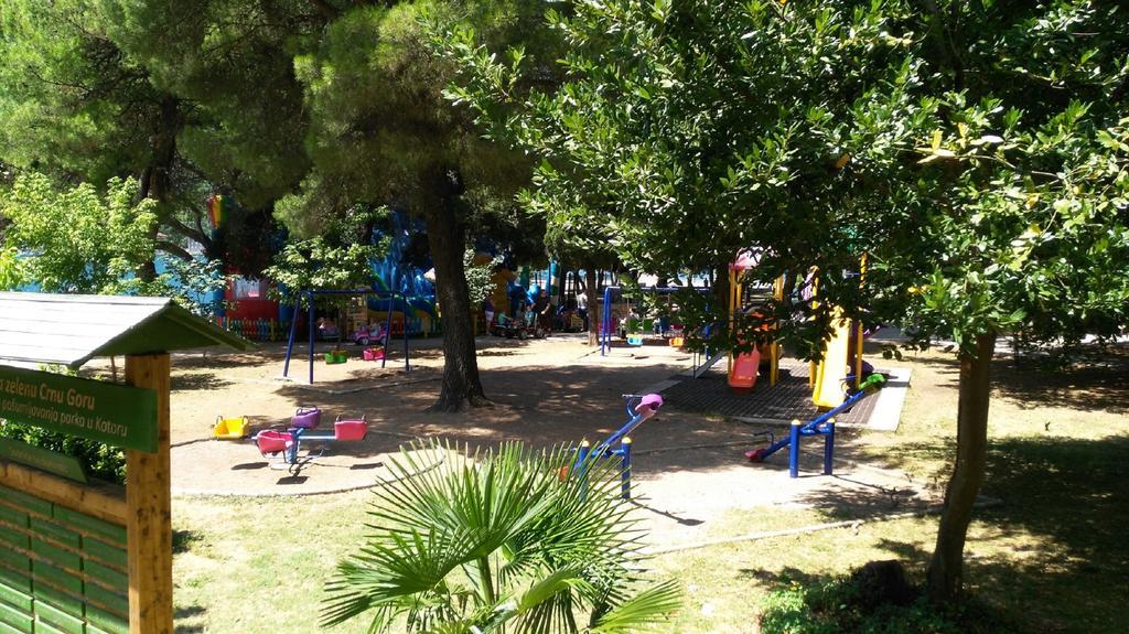 Apartments Villa Marta - Begovic Kotor Eksteriør billede