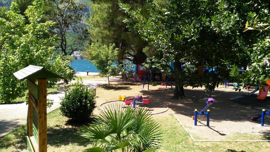 Apartments Villa Marta - Begovic Kotor Eksteriør billede